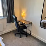 Lovely Serviced Apartment - Near Doncaster Hospital