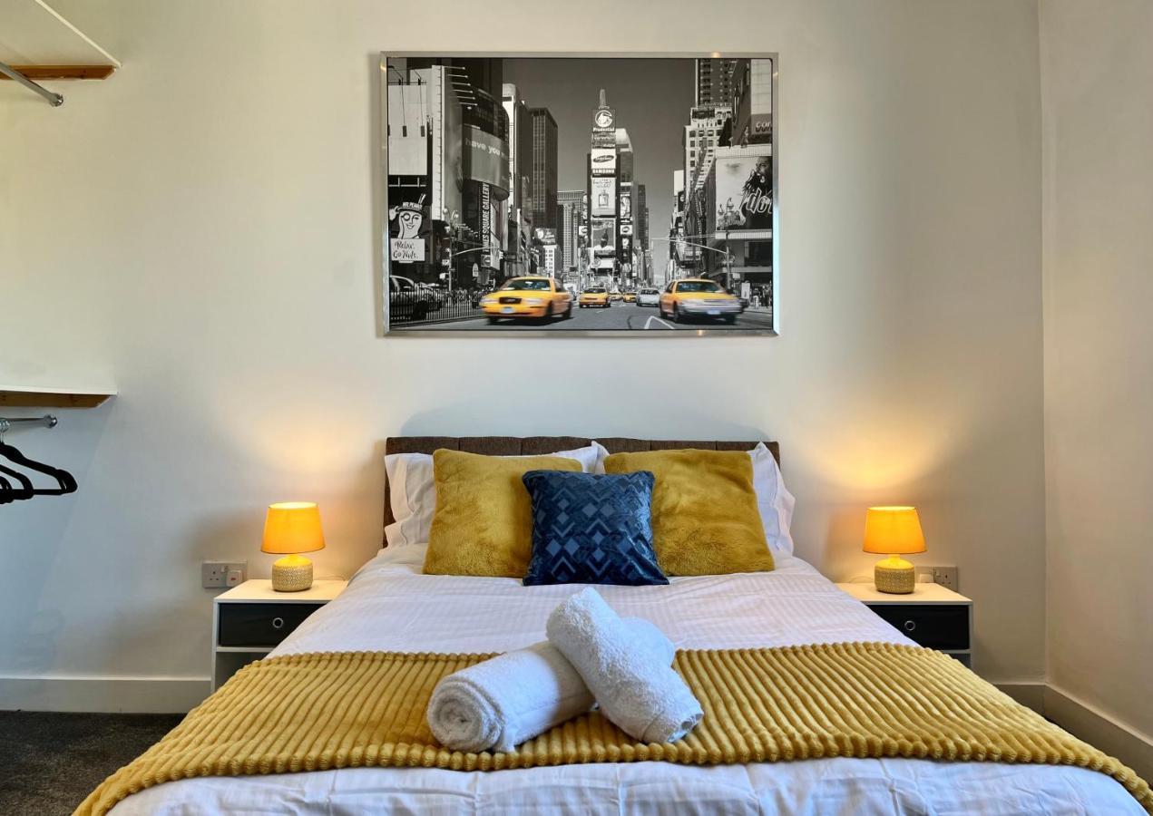 Lovely Serviced - Near Hospital