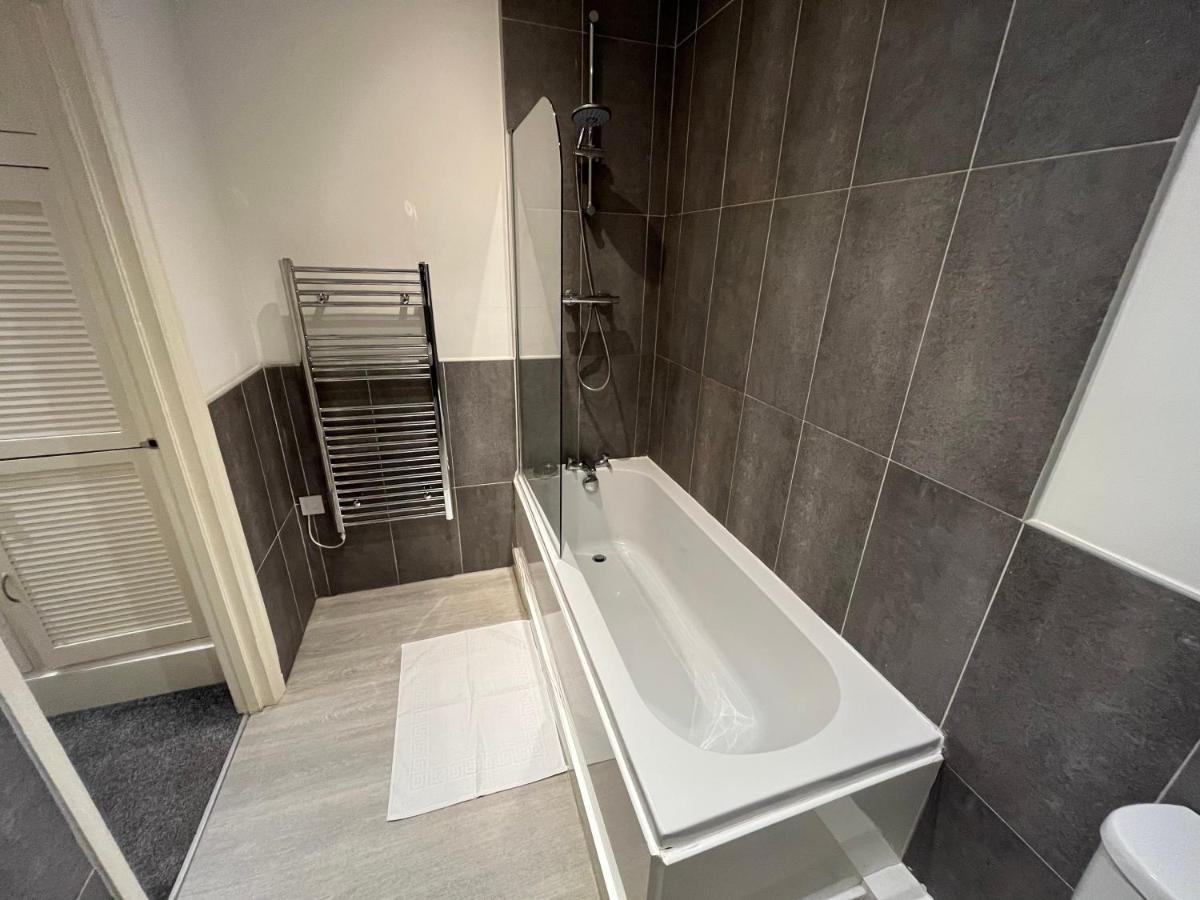 Apartment Lovely Serviced - Near Hospital